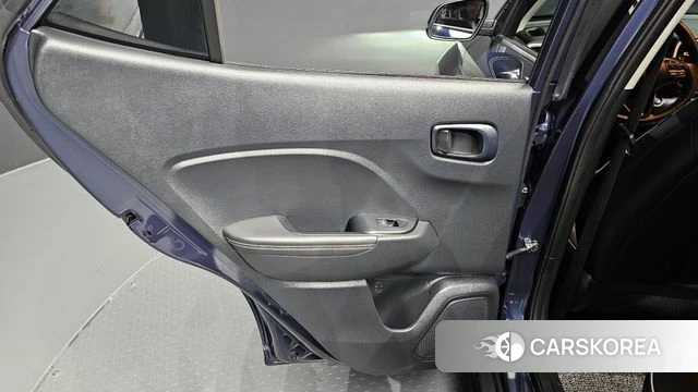 Hyundai Venue id 5021032 из Кореи 17