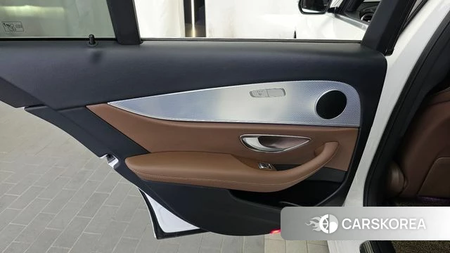 Mercedes-Benz E-Class W213 id 4923509 из Кореи 17