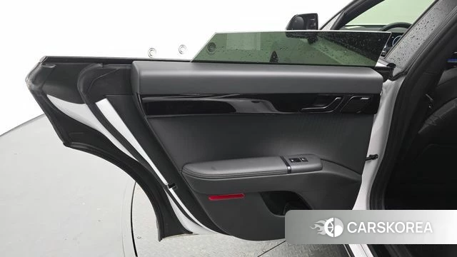 Hyundai Grandeur (GN7) id 4753016 из Кореи 17