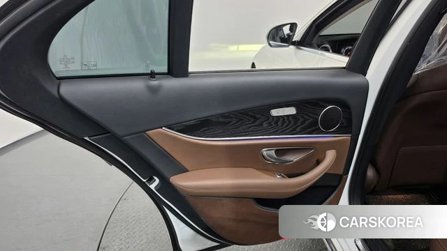 Mercedes-Benz E-Class W213 id 4978002 из Кореи 17