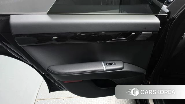 Hyundai Grandeur (GN7) id 5027221 из Кореи 17