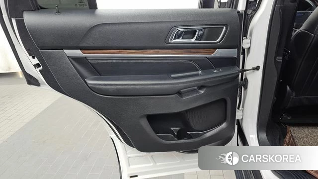Ford Explorer id 4993173 из Кореи 17