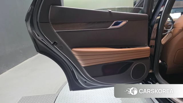 Genesis G80 (RG3) id 4930396 из Кореи 17