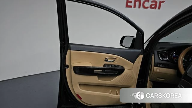 Kia The New Carnival id 4987827 из Кореи 17