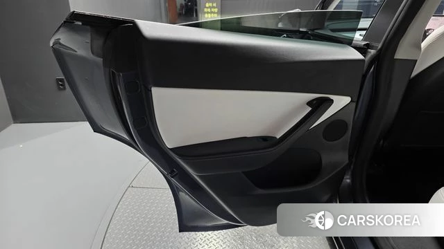 Tesla Model Y id 5047014 из Кореи 17