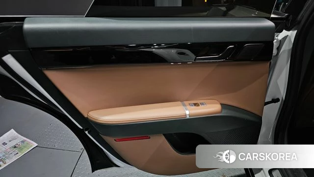 Hyundai Grandeur Hybrid (GN7) id 4996172 из Кореи 17