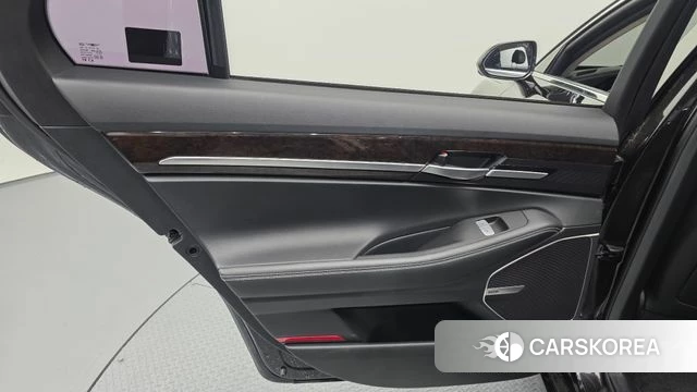Genesis G90 id 4923827 из Кореи 17