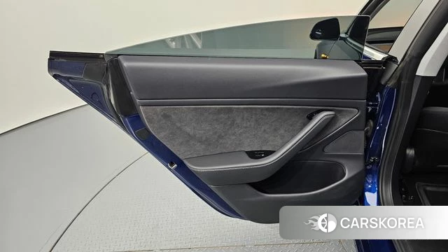 Tesla Model 3 id 4918392 из Кореи 17