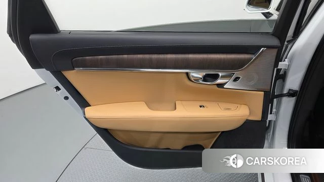 Volvo S90 id 5001727 из Кореи 17