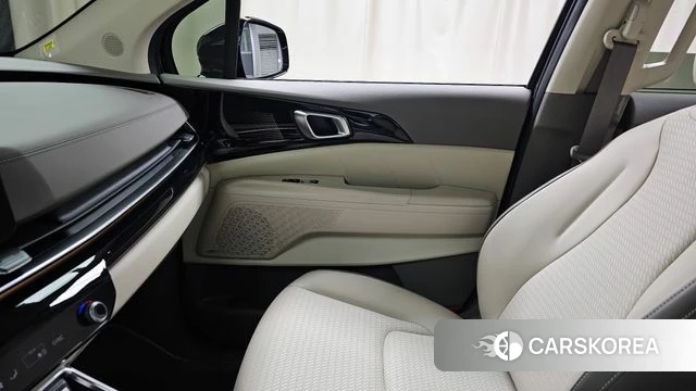 Kia The New Carnival 4th Generation id 5045562 из Кореи 17