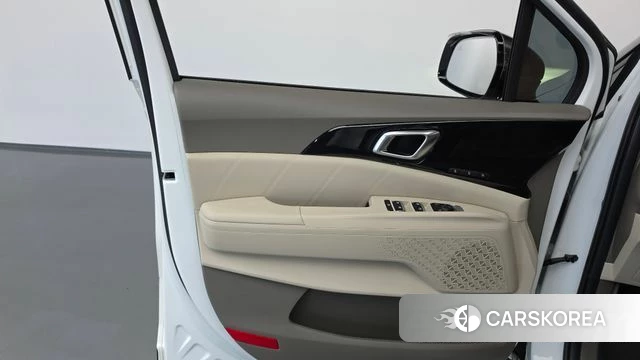 Kia The New Carnival 4th Generation id 5032836 из Кореи 17