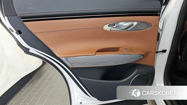 Genesis GV70 id 4959207 из Кореи 17