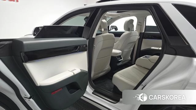 Hyundai Grandeur Hybrid (GN7) id 4670023 из Кореи 18