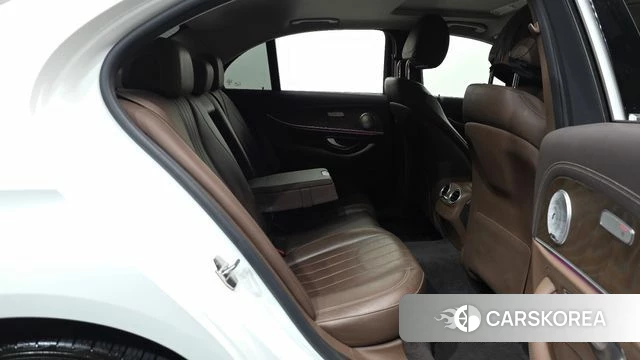 Mercedes-Benz E-Class W213 id 4983316 из Кореи 18