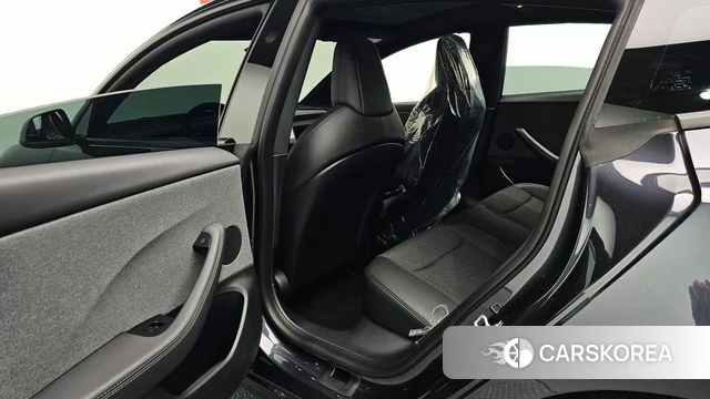 Tesla Model 3 id 5025811 из Кореи 18