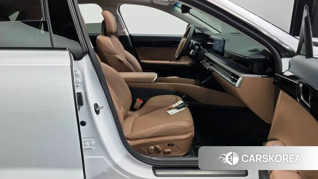 Hyundai Grandeur (GN7) id 5021375 из Кореи 18
