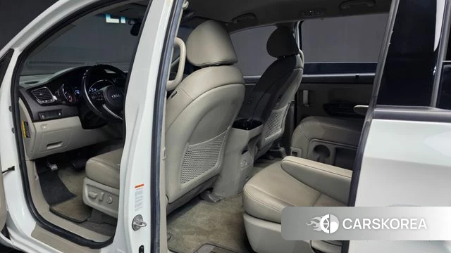 Kia The New Carnival id 5013746 из Кореи 18