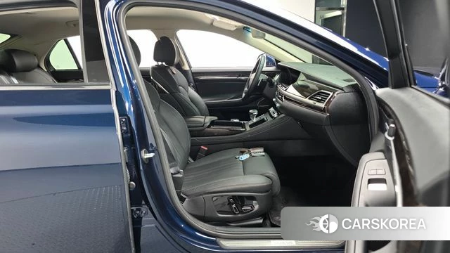 Genesis G90 id 4936924 из Кореи 18