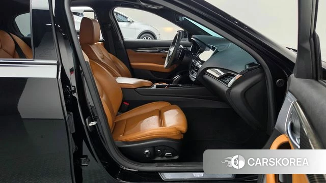 Cadillac CT5 id 4923114 из Кореи 18