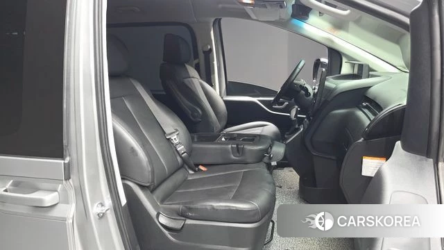 Hyundai Staria id 4674847 из Кореи 18