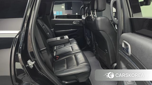 Jeep Grand Cherokee id 4977915 из Кореи 18
