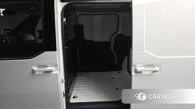 Kia PV5 id 5032772 из Кореи 18