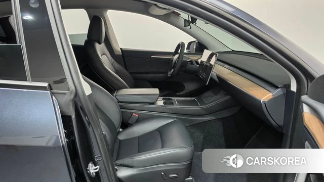 Tesla Model Y id 4710702 из Кореи 18