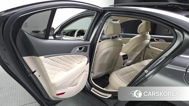 Genesis G70 id 5014056 из Кореи 18