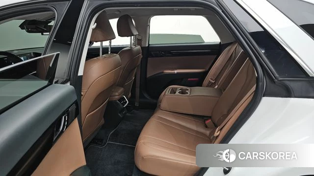 Hyundai Grandeur (GN7) id 4834507 из Кореи 18