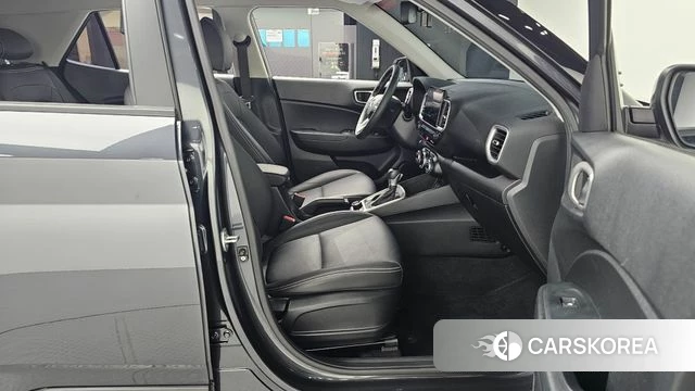 Hyundai Venue id 5017586 из Кореи 18