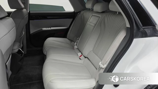 Hyundai Grandeur Hybrid (GN7) id 5011926 из Кореи 18