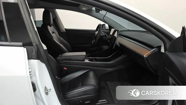 Tesla Model 3 id 4952513 из Кореи 18