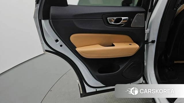 Volvo XC60 second Generation id 5018611 из Кореи 18