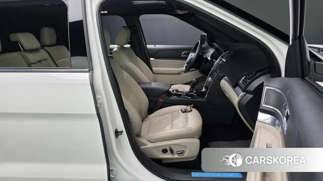 Ford Explorer id 4977988 из Кореи 18