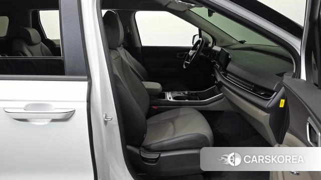 Kia The New Carnival 4th Generation id 5026066 из Кореи 18