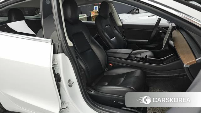 Tesla Model 3 id 4894784 из Кореи 18