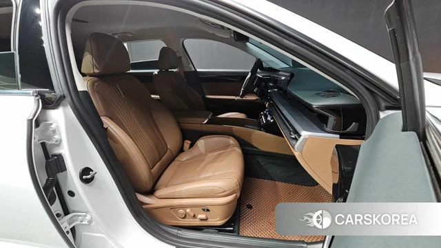 Hyundai Grandeur Hybrid (GN7) id 4834720 из Кореи 18