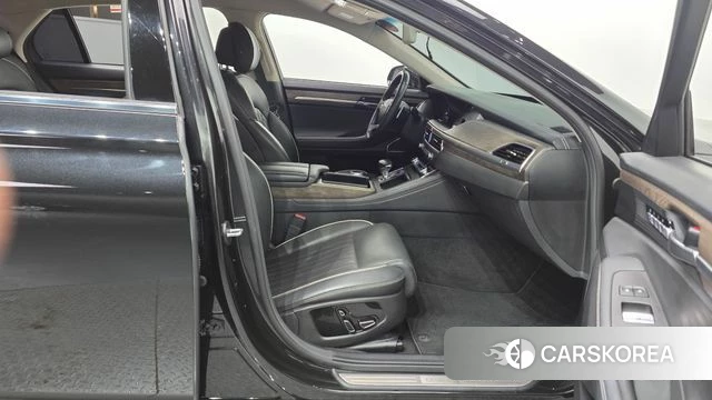 Genesis G90 id 4993216 из Кореи 18