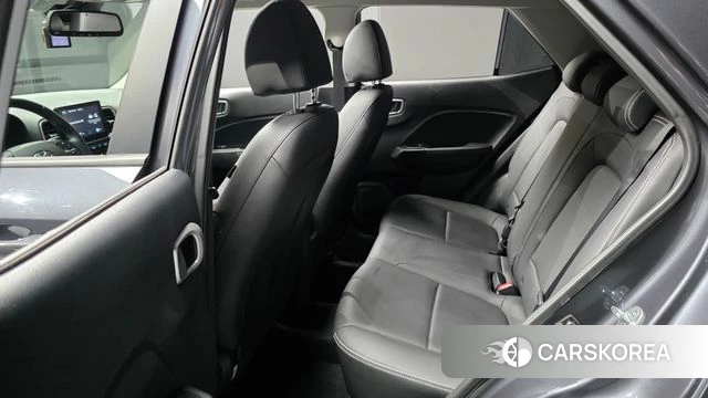 Hyundai Venue id 5023140 из Кореи 18