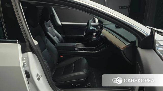 Tesla Model 3 id 4736961 из Кореи 18