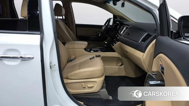 Kia The New Carnival id 4952922 из Кореи 18