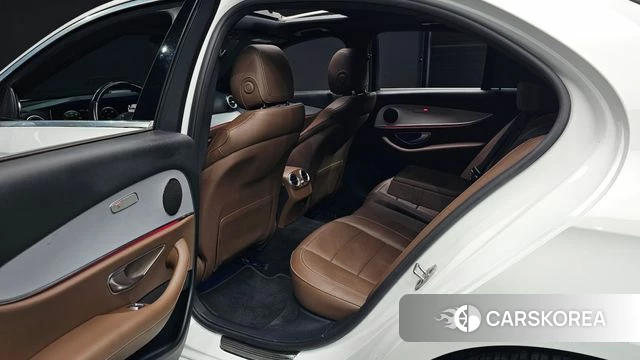 Mercedes-Benz E-Class W213 id 5017732 из Кореи 18