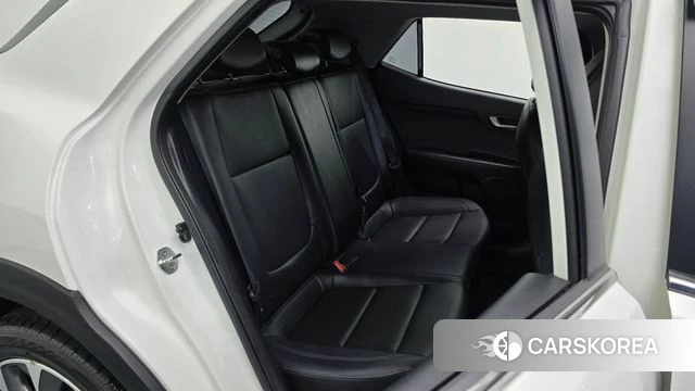 Kia Stonic id 5041895 из Кореи 18