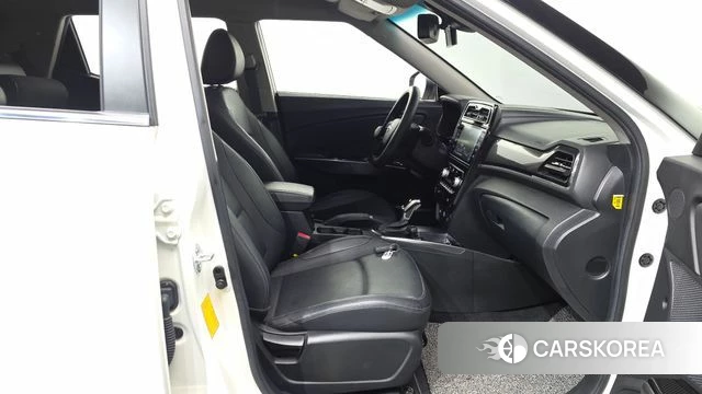 Ssangyong Tivoli Air id 4991200 из Кореи 18