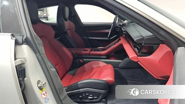 Porsche Taycan id 4767557 из Кореи 18