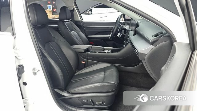 Hyundai Sonata D Edge (DN8) id 4725112 из Кореи 18