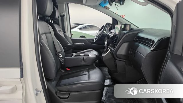 Hyundai Staria id 5038855 из Кореи 18
