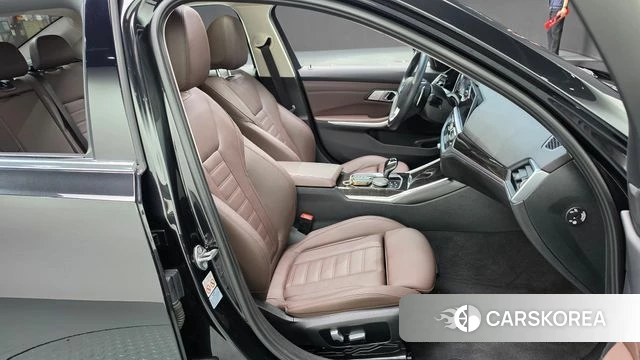 BMW 3 Series (G20) id 4942354 из Кореи 18