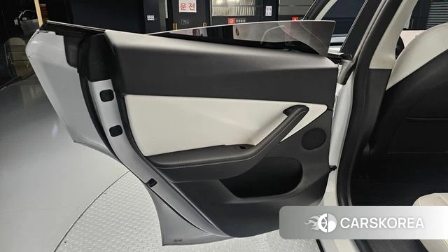 Tesla Model Y id 4740461 из Кореи 18