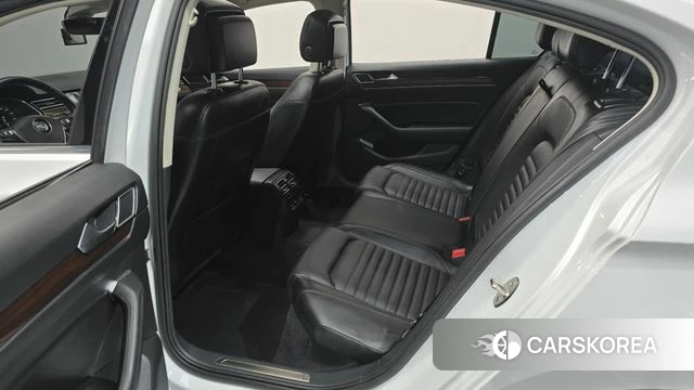 Volkswagen Passat GT (B8) id 4907796 из Кореи 18